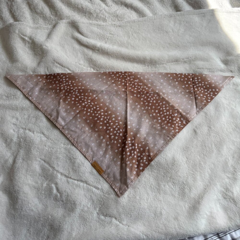NWT Skippy & Pepper Deer Fawn Print Dog Bandana, Brown, Tan, + White, Size Large - Picture 7 of 16